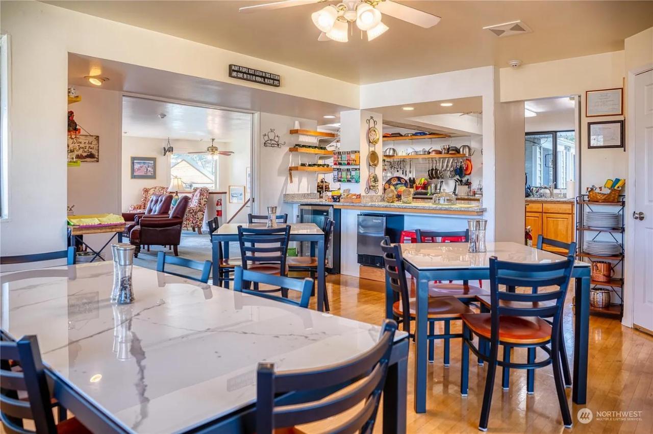 פריידי הרבור Hillside House Bed And Breakfast מראה חיצוני תמונה